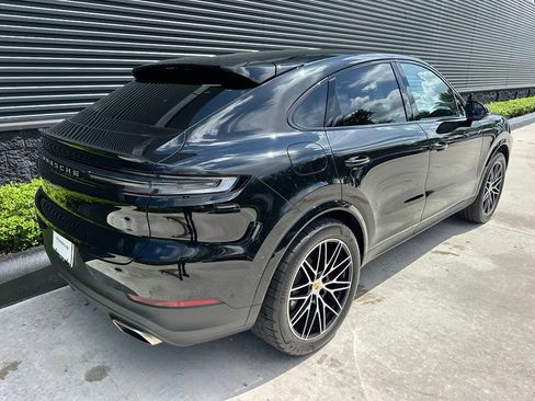 Certified 2024 Porsche Cayenne Coupe AWD/4WD image 10