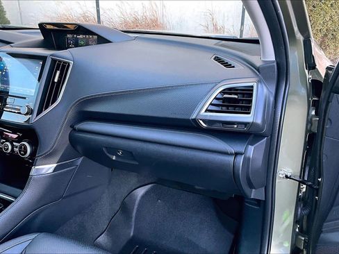 Used 2023 Subaru Forester Touring image 18