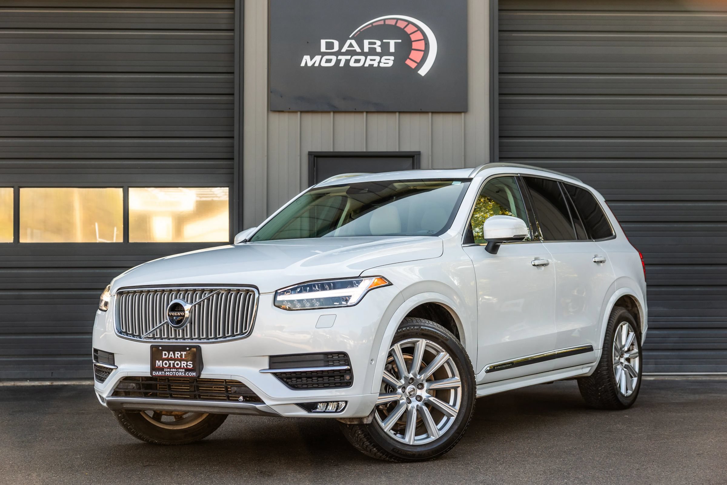 Used 2017 Volvo XC90 T6 Inscription w/ Vision Package AWD/4WD image 1