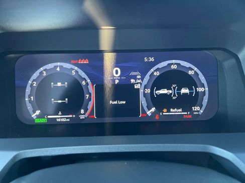 Used 2024 Toyota Tacoma TRD Off-Road image 16