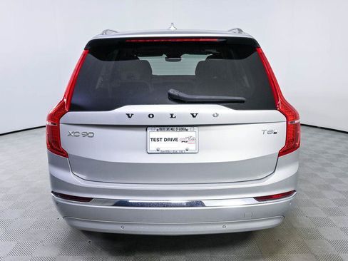Certified 2025 Volvo XC90 T8 Core w/ Protection Package AWD/4WD image 30