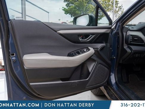 Used 2025 Subaru Outback Premium AWD/4WD image 14