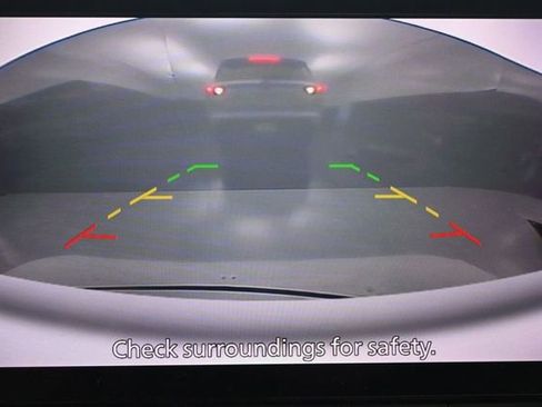 Used 2023 Nissan Pathfinder S FWD image 14