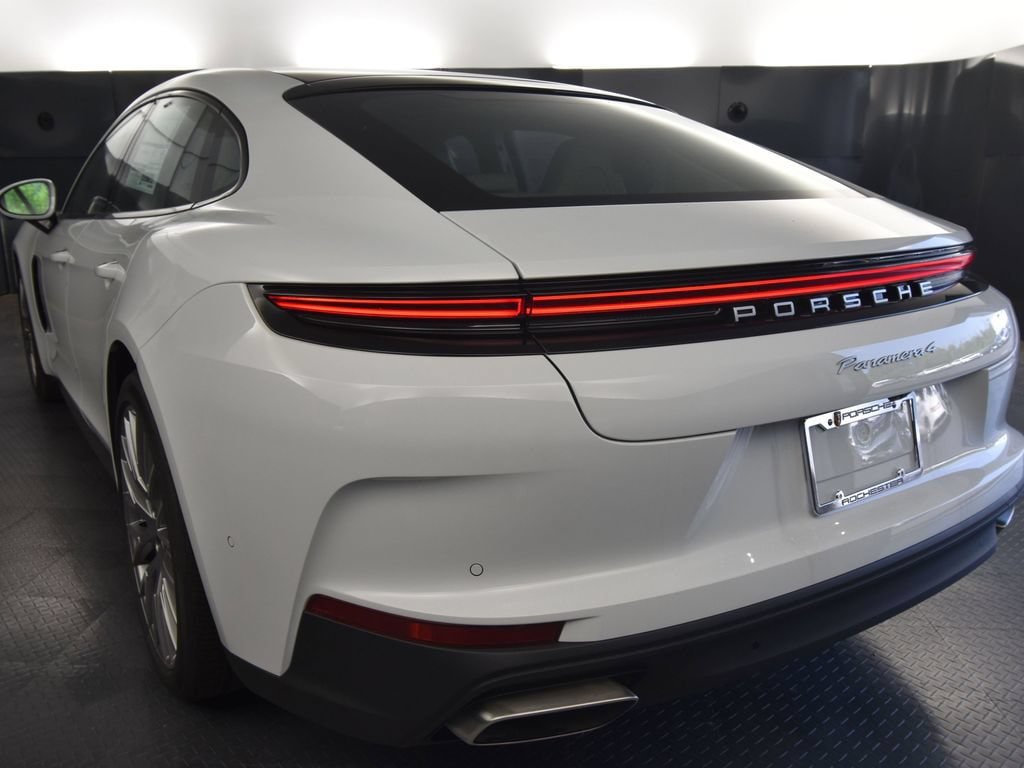 New 2025 Porsche Panamera 4 AWD/4WD image 38