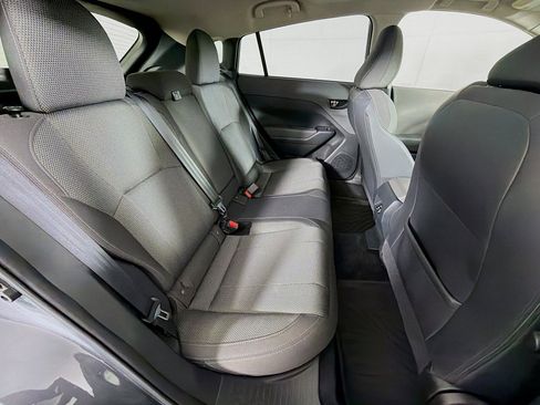 Used 2024 Subaru Crosstrek 2.0i Premium image 27