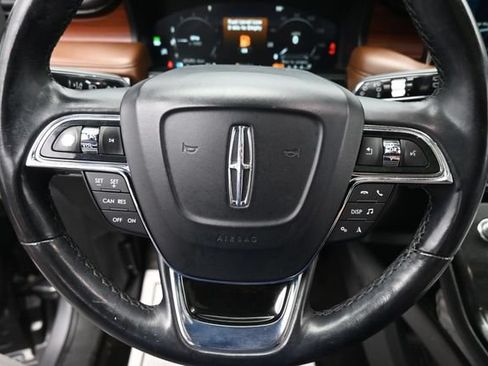 Used 2021 Lincoln Nautilus Reserve AWD/4WD image 18
