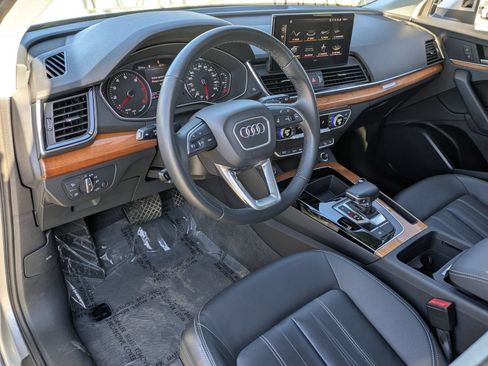 Used 2021 Audi Q5 2.0T Premium w/ Convenience Package AWD/4WD image 15