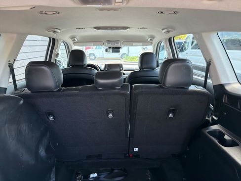 Used 2020 Kia Telluride LX FWD image 31