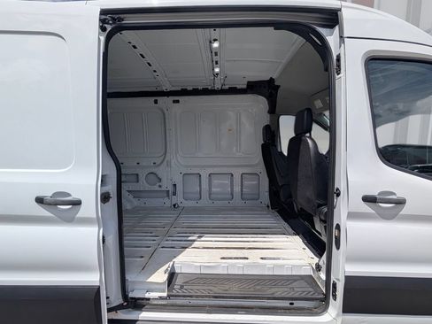 Used 2024 Ford Transit 250 148 Medium Roof Extended AWD image 10