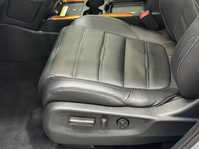 Used 2020 Honda CR-V Touring image 20