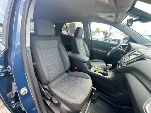 Used 2024 Chevrolet Equinox LT w/ LPO, Floor Liner Package FWD image 31