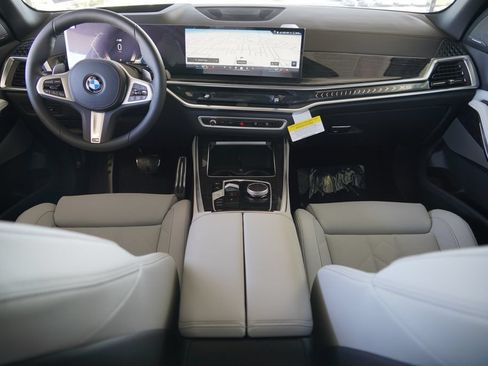 New 2026 BMW X5 sDrive40i w/ M Sport Package RWD image 12