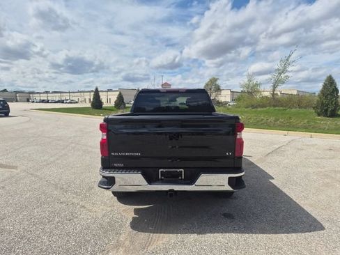 Used 2024 Chevrolet Silverado 1500 LT AWD/4WD image 6