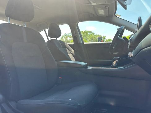 Used 2024 Nissan Sentra SV w/ All-Weather Package FWD image 15
