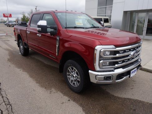 Used 2025 Ford F250 Lariat AWD/4WD image 3