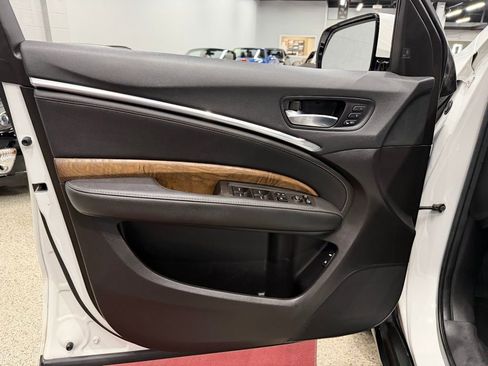 Used 2020 Acura MDX SH-AWD w/ Technology Package image 17
