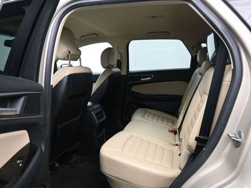 Used 2017 Ford Edge SEL w/ Utility Package FWD image 18