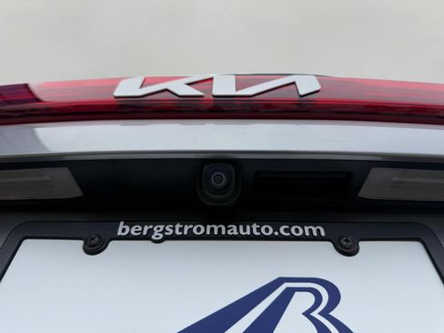Used 2024 Kia Seltos S AWD/4WD image 12