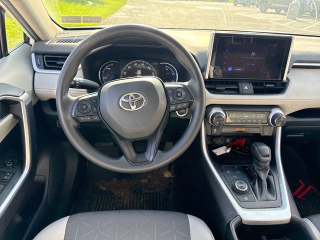 Certified 2024 Toyota RAV4 XLE AWD/4WD image 19