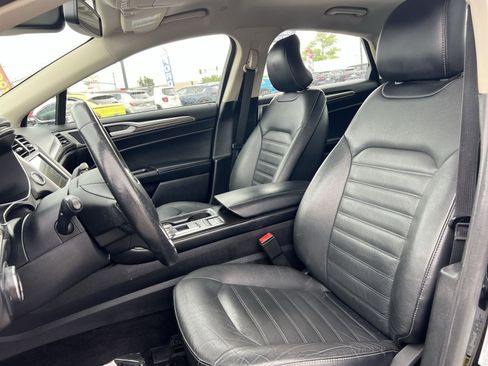 Certified 2018 Ford Fusion Energi SE FWD image 21