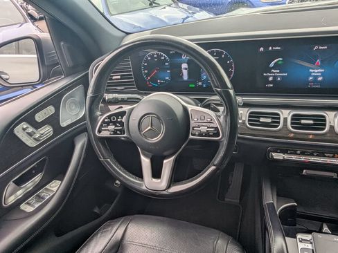 Certified 2020 Mercedes-Benz GLS 450 4MATIC image 3