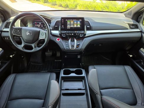 Certified 2023 Honda Odyssey Sport image 13