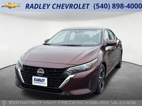 Used 2025 Nissan Sentra SV image 1