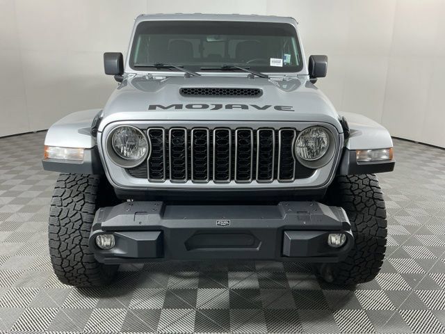 Used 2023 Jeep Gladiator Mojave w/ Cold Weather Group AWD/4WD image 2