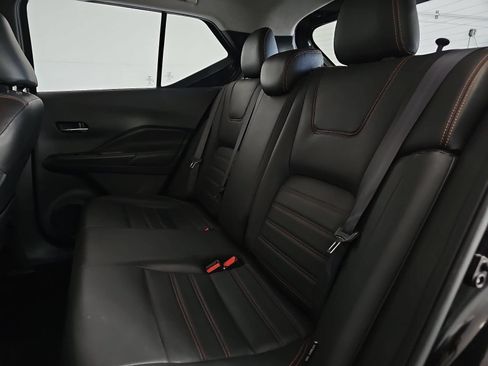 Used 2020 Nissan Kicks SR w/ SR Premium Package FWD image 12