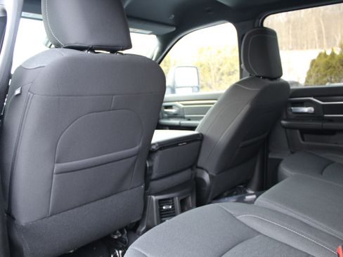 Used 2025 RAM 2500 Big Horn image 14