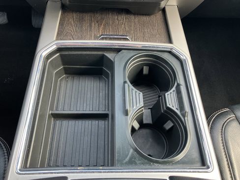 Used 2020 Ford F350 Lariat w/ Chrome Package image 23