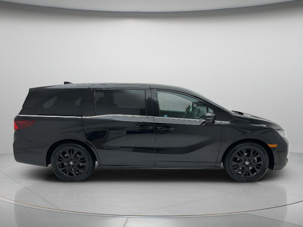 Used 2025 Honda Odyssey Sport-L image 4