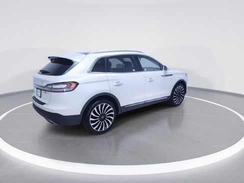 Used 2019 Lincoln Nautilus Black Label image 9