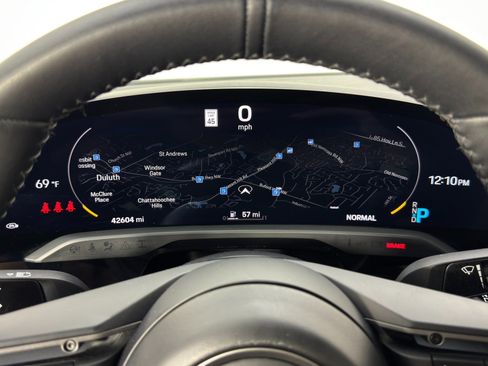 Used 2020 Porsche Taycan image 20