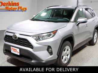 Used 2019 Toyota RAV4 XLE video 1