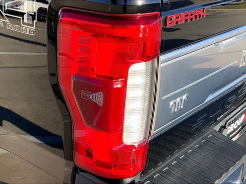 Used 2017 Ford F250 King Ranch w/ King Ranch Ultimate Package image 27