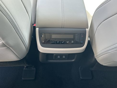 New 2026 Nissan Pathfinder SL FWD image 15