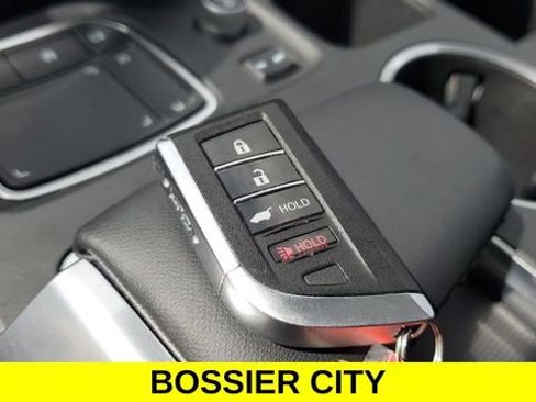 Used 2023 Acura MDX FWD w/ Technology Package image 37
