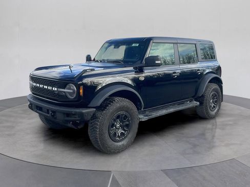 Used 2024 Ford Bronco Wildtrak image 1