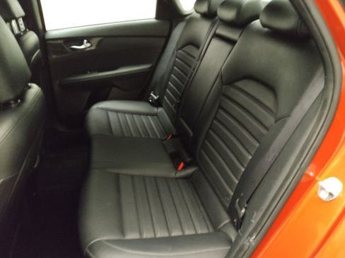 Used 2023 Kia Forte GT-Line w/ GT-Line Premium Package FWD image 18