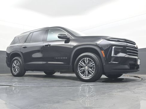 Certified 2026 Chevrolet Traverse LT FWD image 26