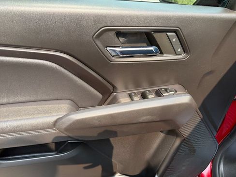 Used 2023 Chevrolet Colorado LT w/ LT Convenience Package II AWD/4WD image 13