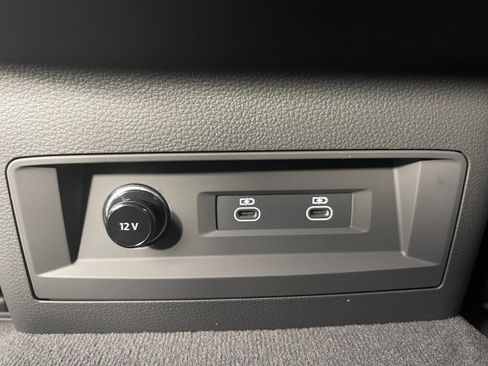 New 2025 Audi Q8 Premium Plus image 38