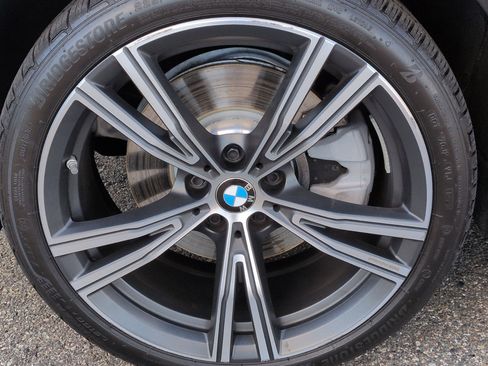 Certified 2023 BMW 330i Sedan w/ Premium Package image 13