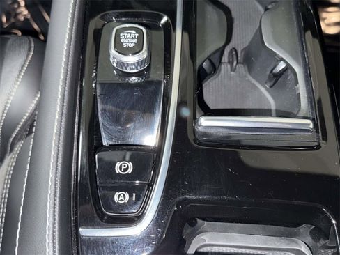 Used 2022 Volvo S60 T8 R-Design w/ Advanced Package image 22