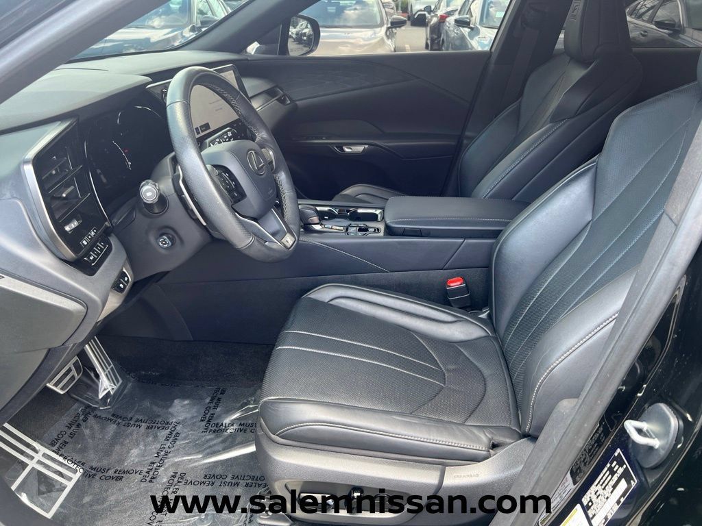 Used 2023 Lexus RX 350 F Sport w/ Cold Area Package AWD/4WD image 9