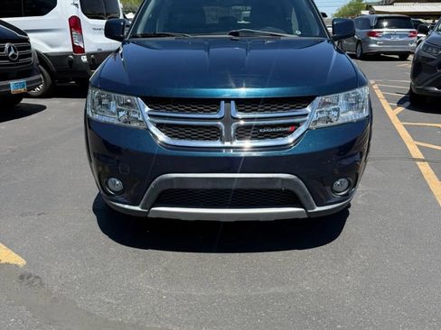 Used 2013 Dodge Journey Crew w/ Flexible Seating Group FWD image 2