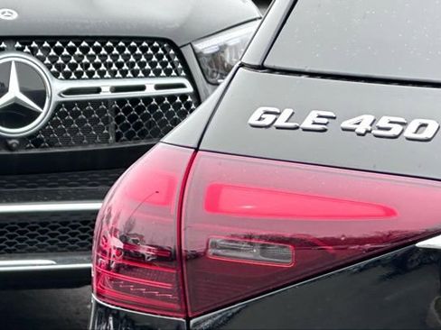 New 2026 Mercedes-Benz GLE 450 4MATIC image 10