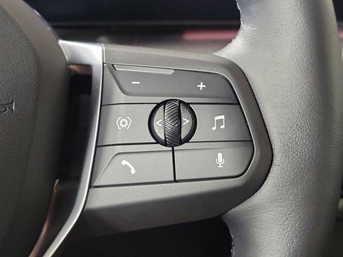 Certified 2025 BMW X2 xDrive28i w/ Premium Package image 14