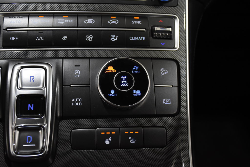 Used 2022 Hyundai Santa Fe SEL w/ Convenience + Premium Package AWD/4WD image 30